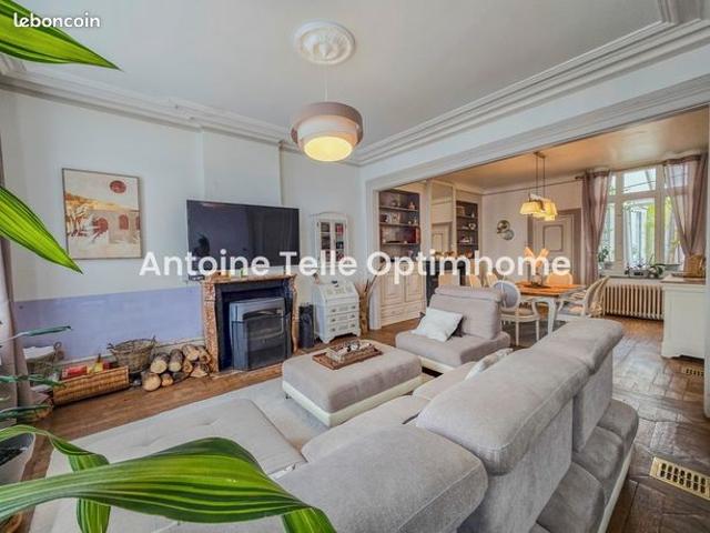 Maison 9 pièces 170 m²