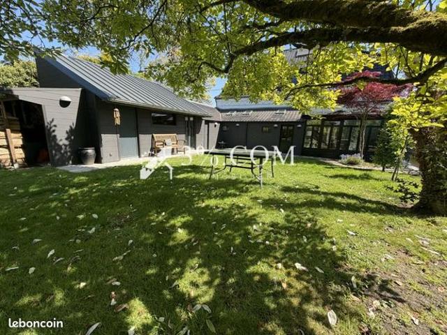 Maison 9 pièces 170 m²