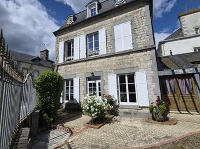 Maison 9 pièces 170 m²