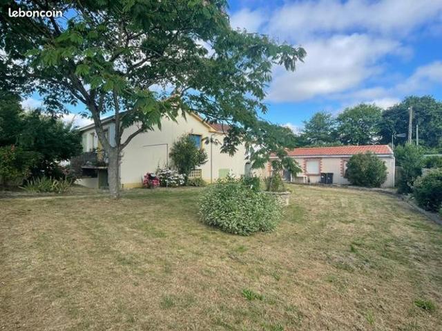 Maison 9 pièces 170 m²