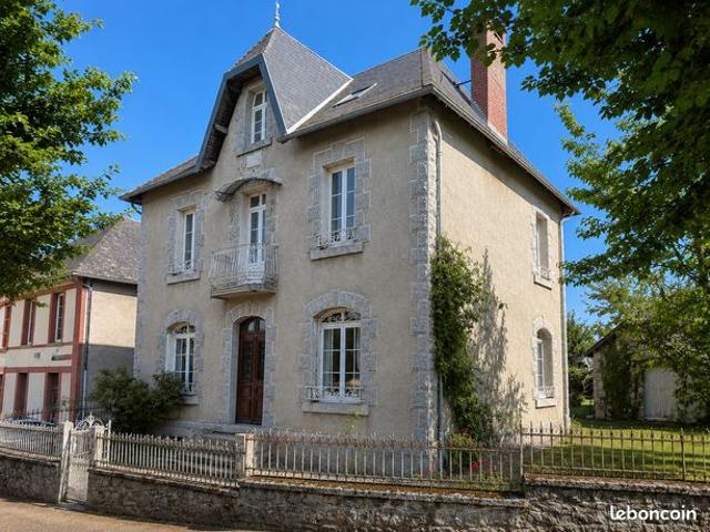 Maison 9 pièces 170 m²