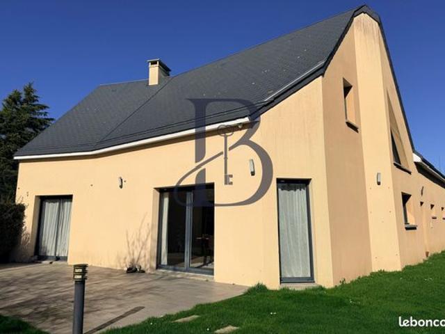Maison 9 pièces 172 m²