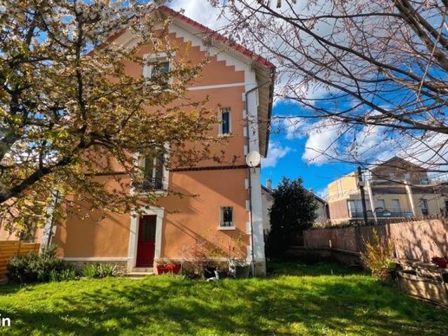 Maison 9 pièces 172 m²