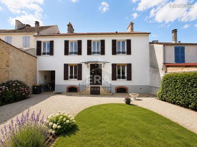 Maison 9 pièces 172 m²
