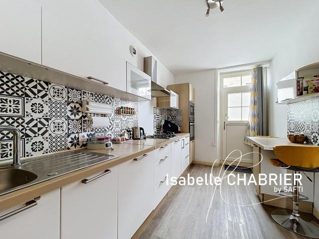 Maison 9 pièces 173 m²
