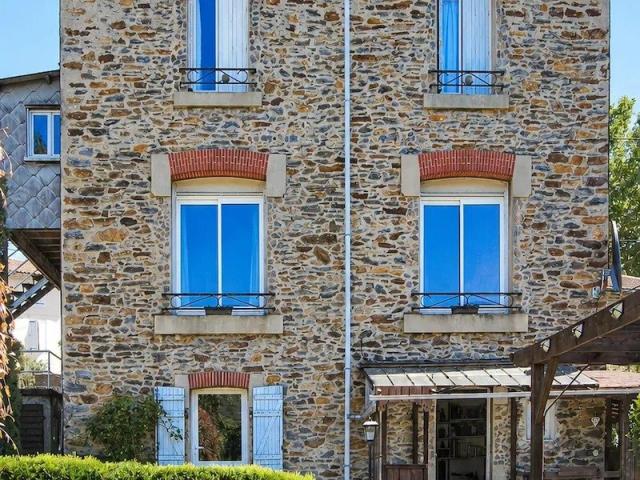 Maison 9 pièces 184 m²