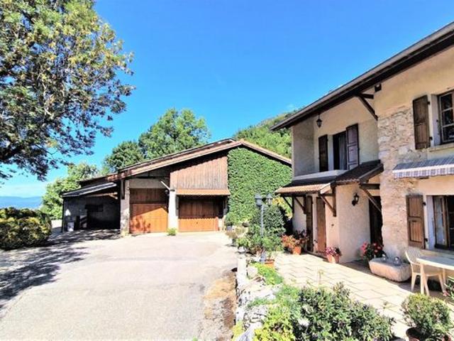Maison 9 pièces 184 m²