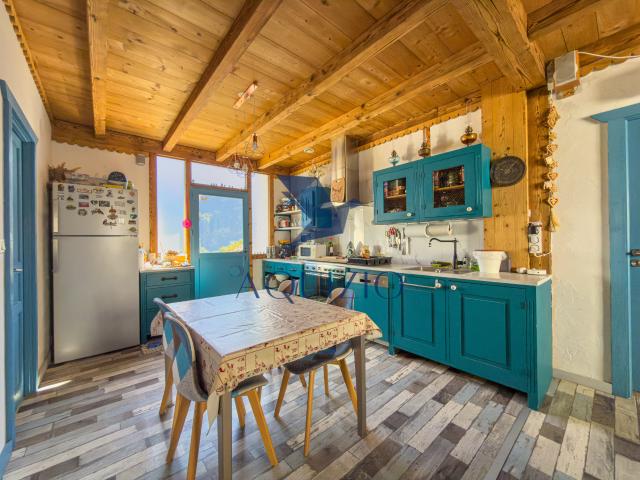 Maison 9 pièces 184 m²
