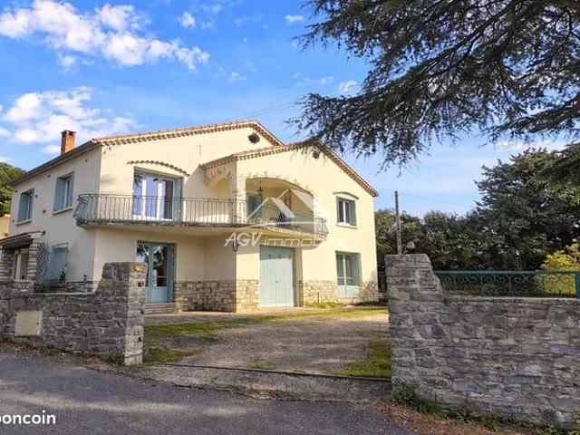 Maison 9 pièces 184 m²