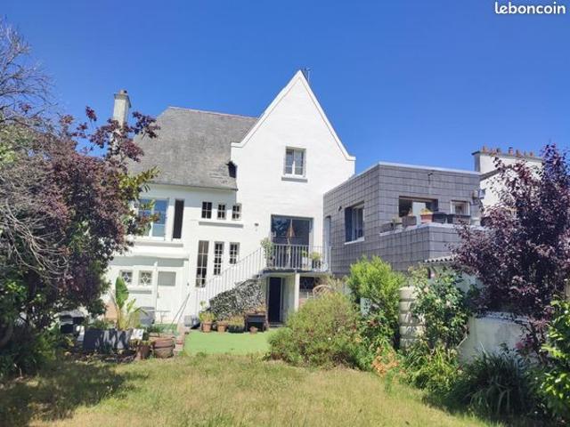 Maison 9 pièces 185 m²