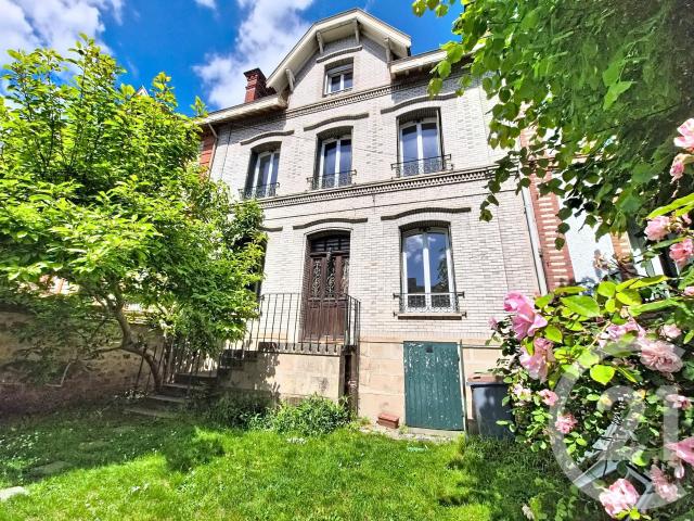 Maison 9 pièces 185 m²