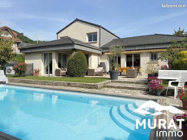 Maison 9 pièces 185 m²
