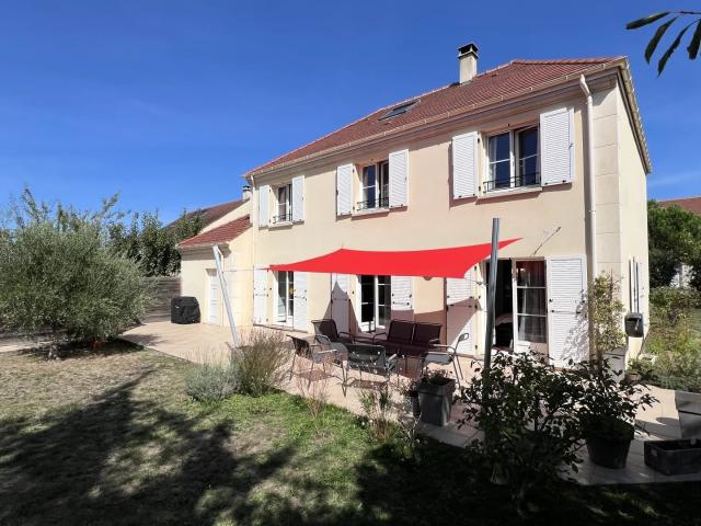 Maison 9 pièces 185 m²