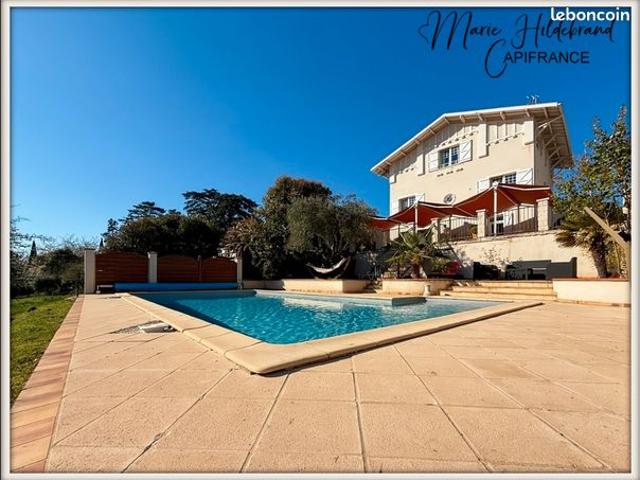 Maison 9 pièces 185 m²
