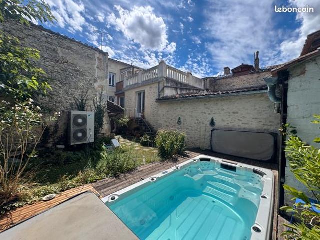 Maison 9 pièces 185 m²