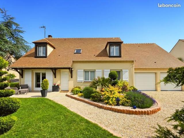 Maison 9 pièces 185 m²