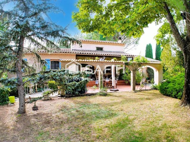 Maison 9 pièces 185 m²