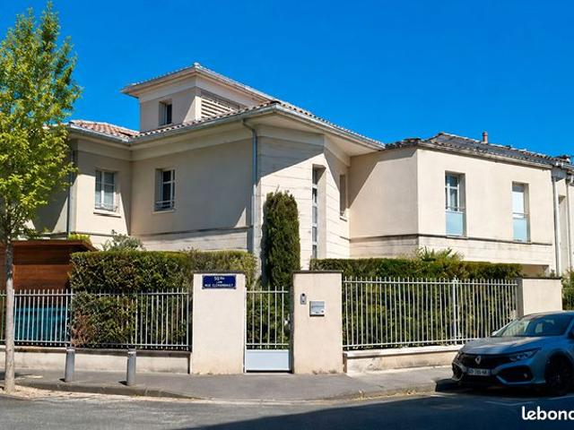 Maison 9 pièces 186 m²