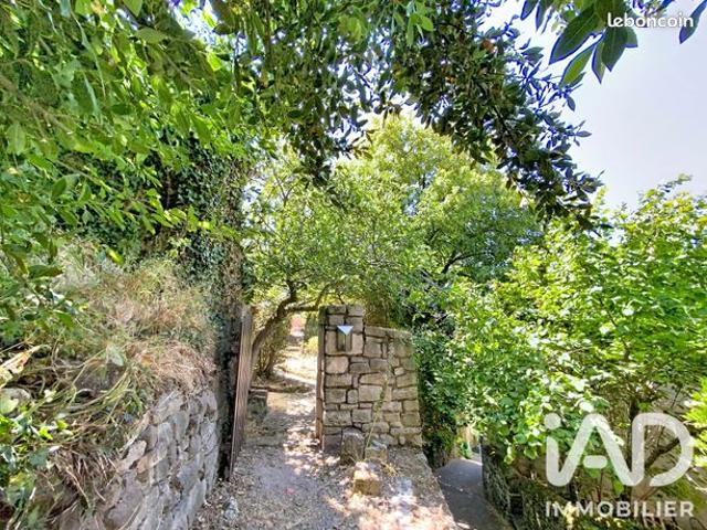 Maison 9 pièces 187 m²