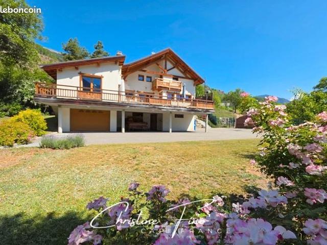 Maison 9 pièces 187 m²