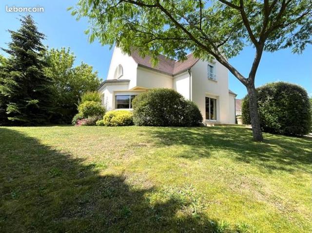 Maison 9 pièces 187 m²