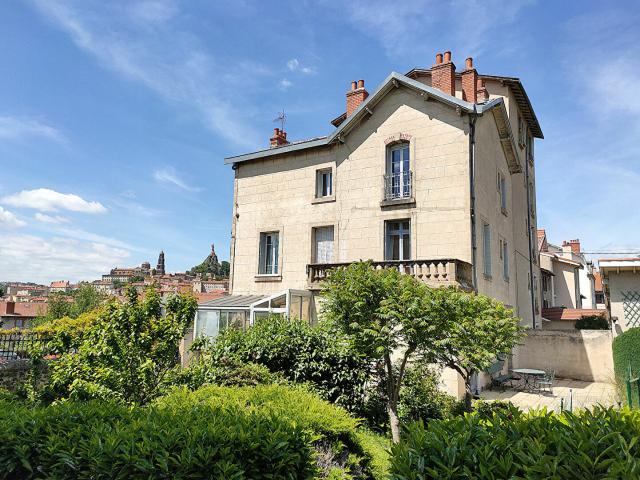 Maison 9 pièces 187 m²