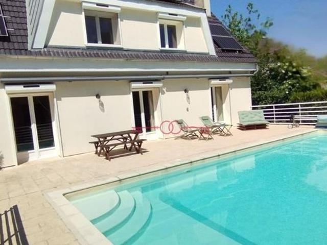 Maison 9 pièces 189 m²