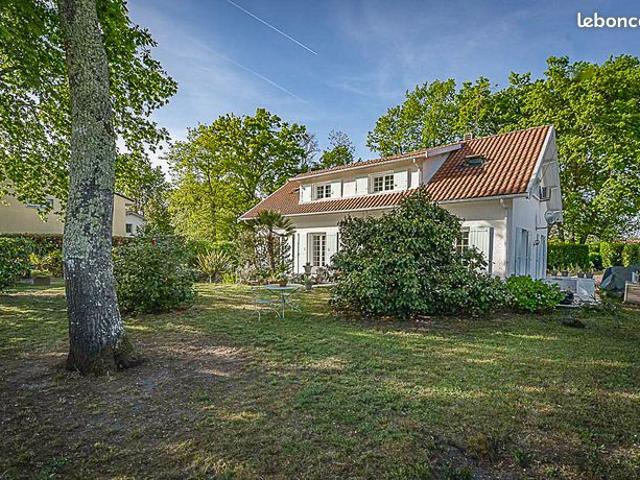 Maison 9 pièces 189 m²