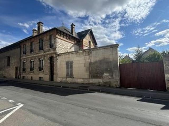 Maison 9 pièces 180 m²