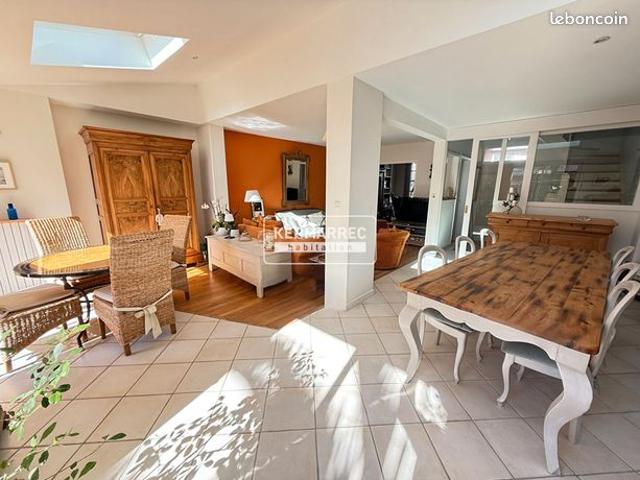 Maison 9 pièces 180 m²