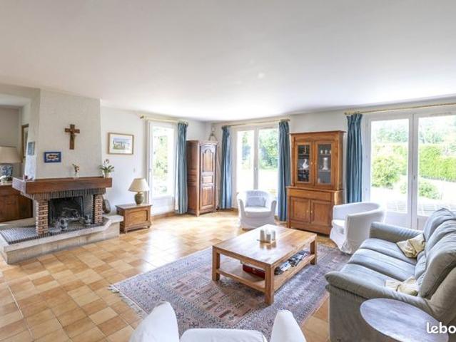 Maison 9 pièces 180 m²
