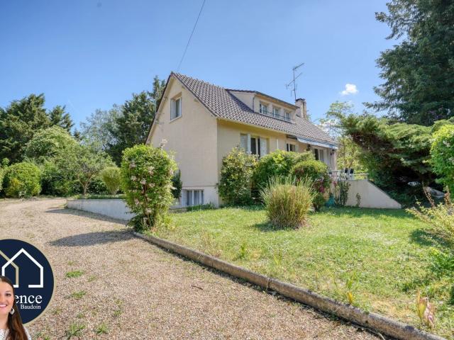 Maison 9 pièces 180 m²