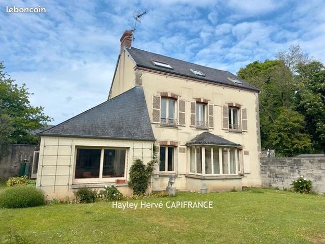 Maison 9 pièces 180 m²