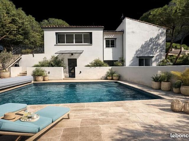 Maison 9 pièces 180 m²