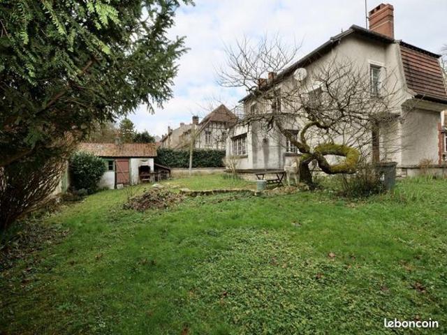 Maison 9 pièces 180 m²