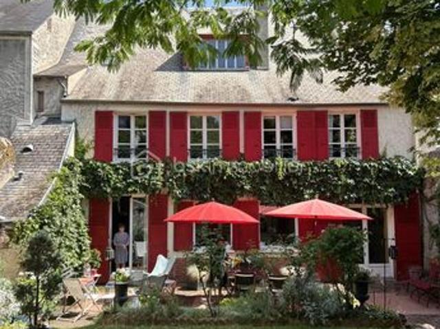 Maison 9 pièces 180 m²