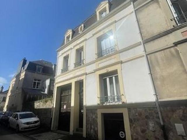 Maison 9 pièces 180 m²