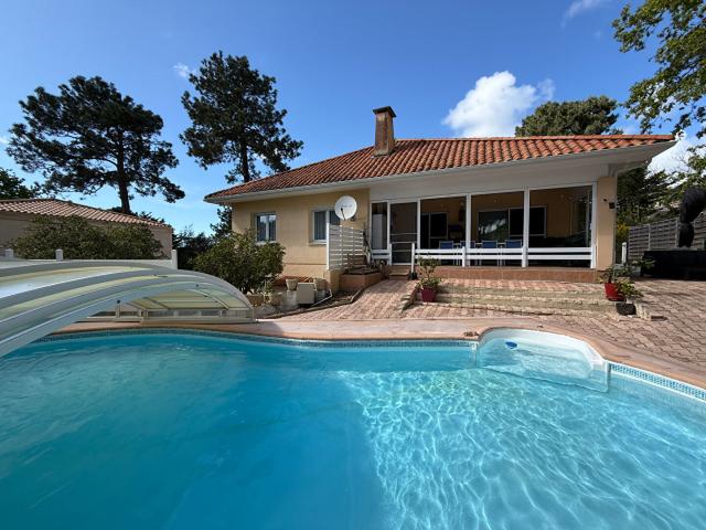 Maison 9 pièces 180 m²