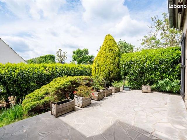 Maison 9 pièces 180 m²