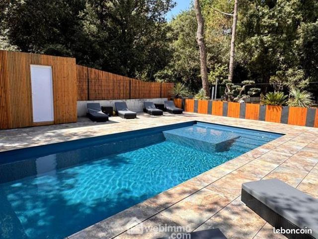 Maison 9 pièces 180 m²