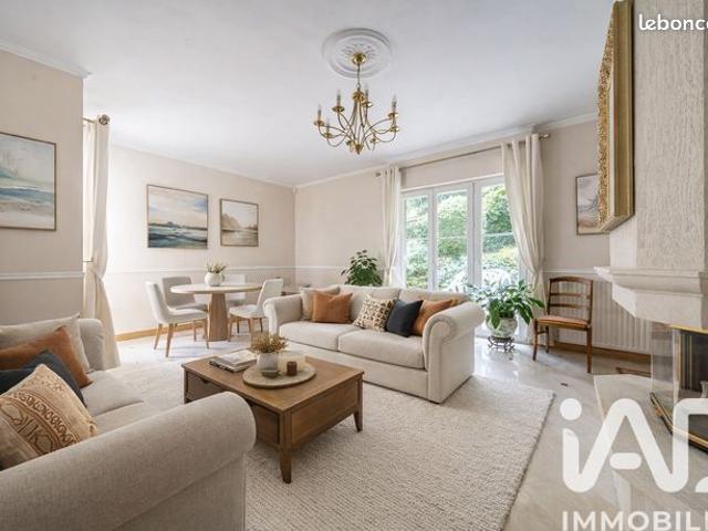 Maison 9 pièces 180 m²