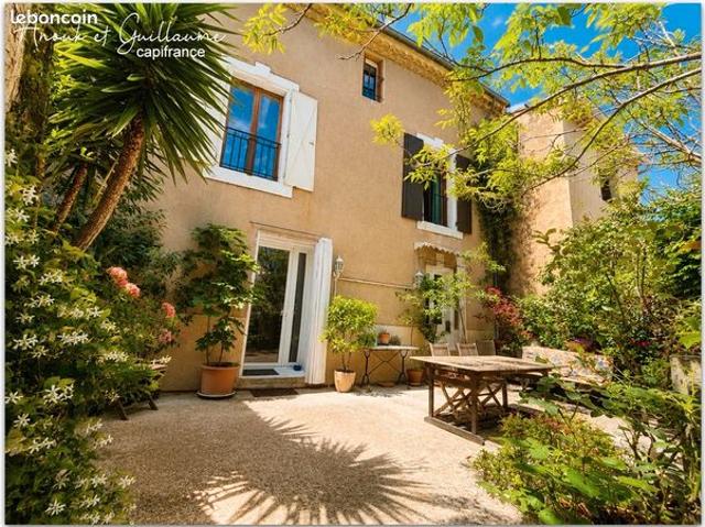 Maison 9 pièces 180 m²