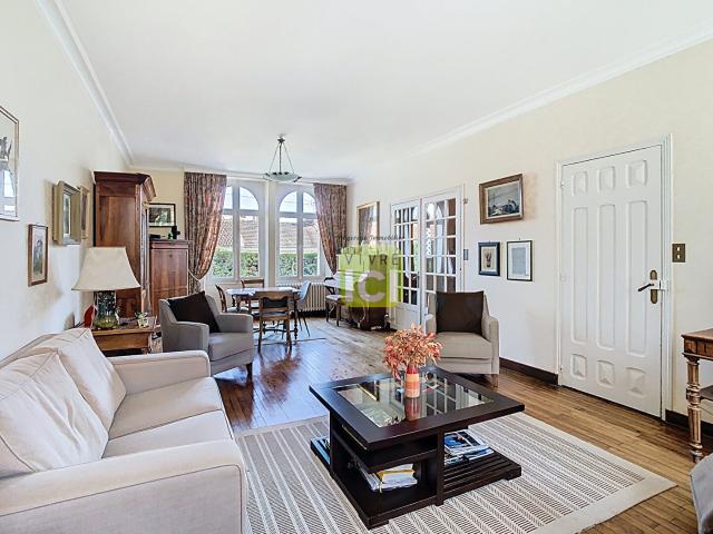 Maison 9 pièces 180 m²