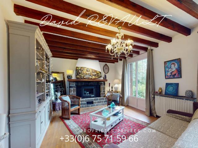 Maison 9 pièces 180 m²