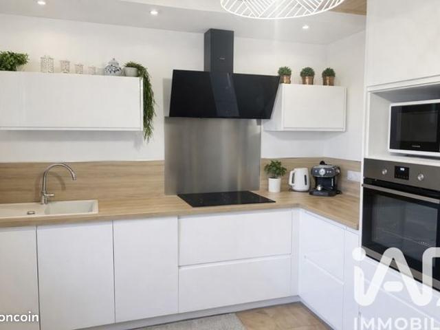Maison 9 pièces 180 m²