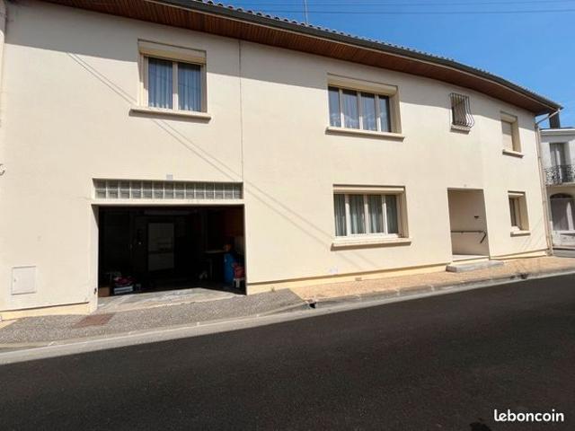 Maison 9 pièces 180 m²