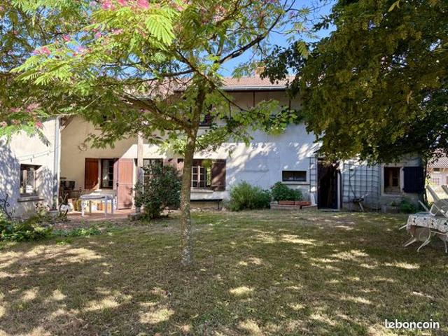 Maison 9 pièces 180 m²