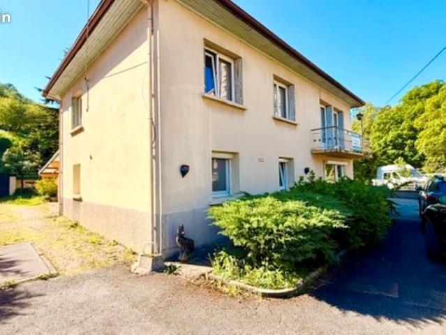 Maison 9 pièces 180 m²