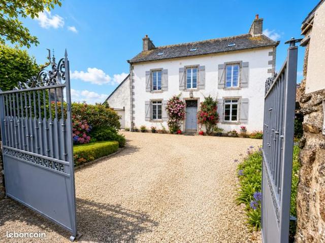 Maison 9 pièces 180 m²