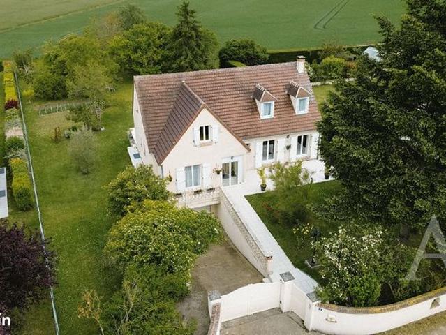Maison 9 pièces 180 m²